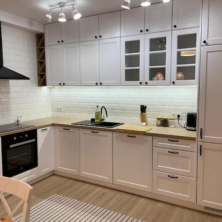 Apartamenty Guzik 22 Krosno Exterior foto