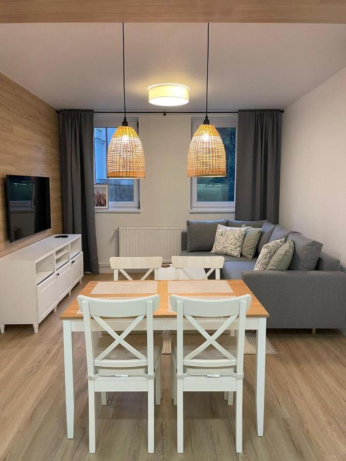 Apartamenty Guzik 22 Krosno Exterior foto